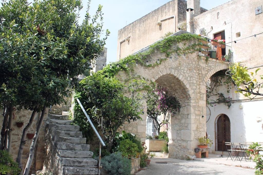 Casa Masseria Dell'800 Gargano. Le Mignole Monte Sant'Angelo Luaran gambar